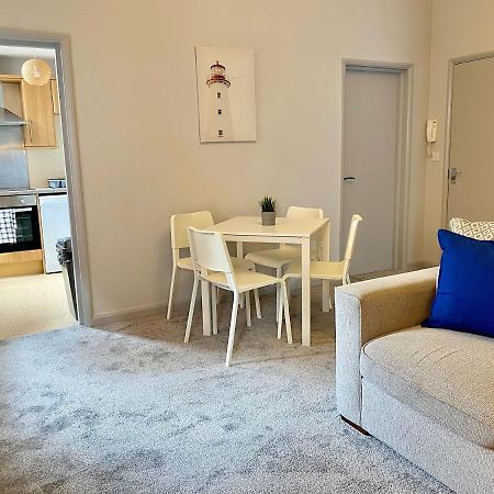 Beautiful Apartment - 5 Minute Walk To The Best Beach! - Great Location - Parking - Fast Wifi - Smart Tv - Newly Decorated - Sleeps Up To 4! Close To Bournemouth & Poole Town Centre エクステリア 写真